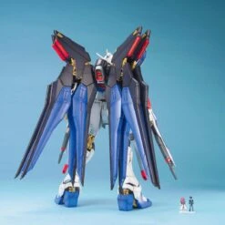 Bandai MG /100 ZGMF-X20A Gundam Strike Freedom 8 Bandai MG /100 ZGMF-X20A Gundam Strike Freedom -Model Figures Store 155 705 s je10u8sykqta8sugj6e54v601s71