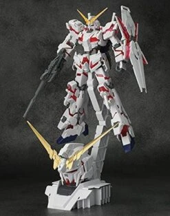 Bandai HGUC 1/144 #100 RX-0 Unicorn Gundam (Destroy Mode) + Unicorn Head