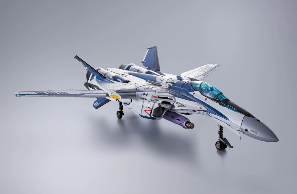Bandai Macross Frontier DX Chogokin VF-25 Messiah Valkyrie (Worldwide Anniversary Ver.) 17 Bandai Macross Frontier DX Chogokin VF-25 Messiah Valkyrie (Worldwide Anniversary Ver.) - Image 17