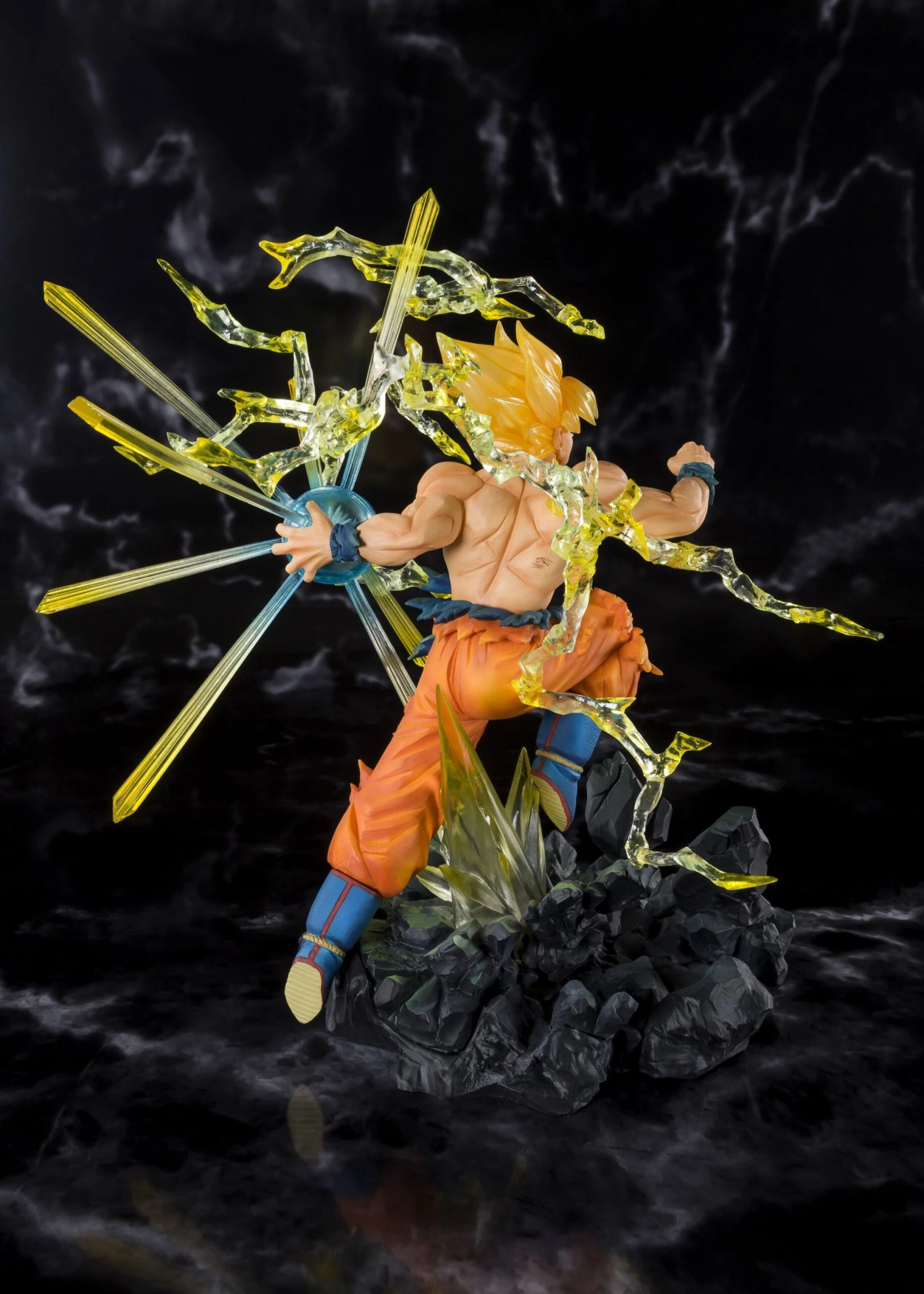 Super Saiyan Son Goku -The Burning Battles- "Dragon Ball Z", Bandai FiguartsZERO 3 Super Saiyan Son Goku -The Burning Battles- "Dragon Ball Z", Bandai FiguartsZERO - Image 3