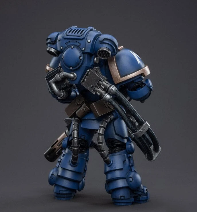 Warhammer 40K Ultramarines Primaris Eradicator 1 1/18 Scale Figure 4 Warhammer 40K Ultramarines Primaris Eradicator 1 1/18 Scale Figure - Image 4