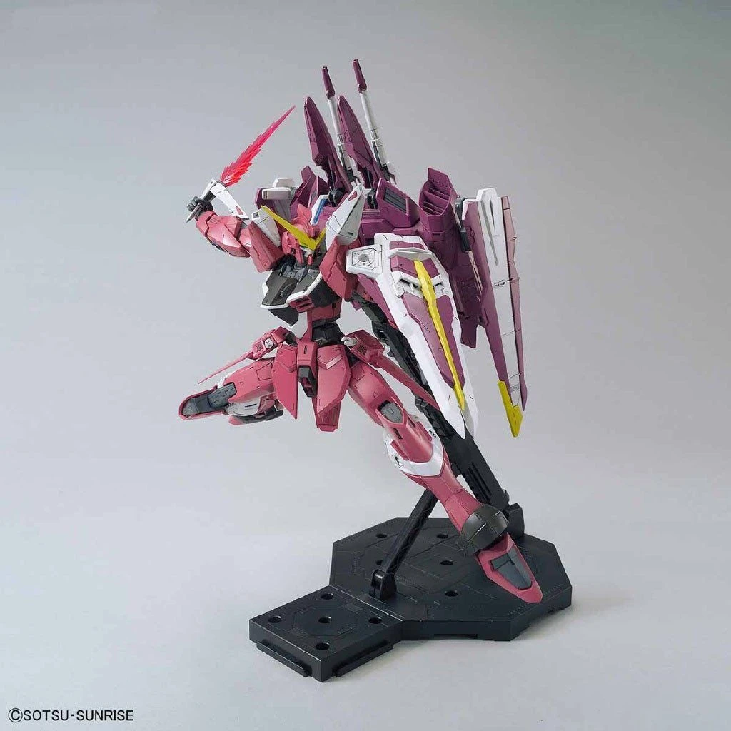 Bandai MG 1/100 Justice Gundam 7 Bandai MG 1/100 Justice Gundam - Image 7